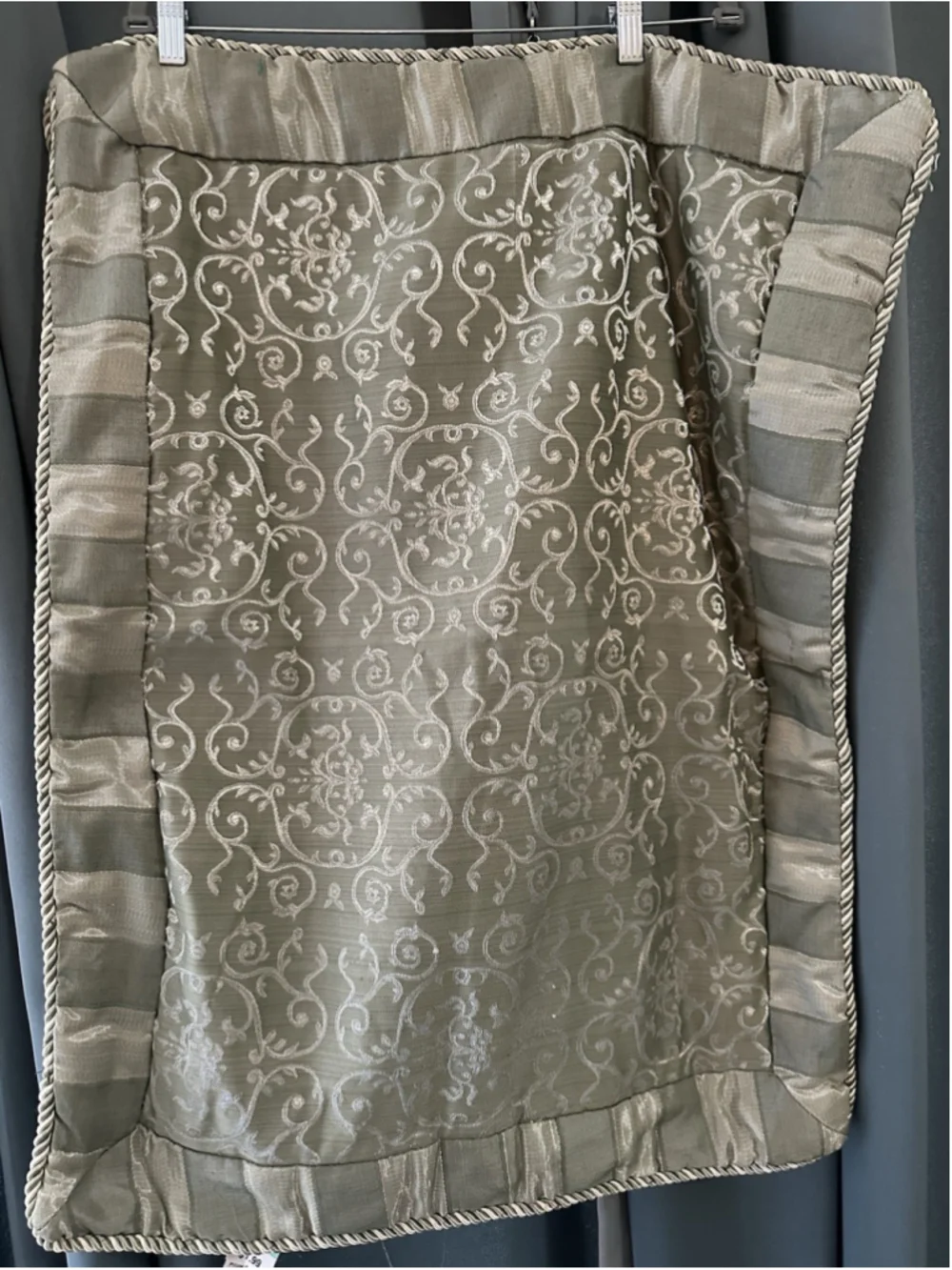 JCPenney Home Collection Pair of Standard Pillow Shams Sage Green Damask 21x27